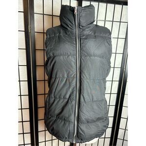Old Navy Black Zip Up Puffer Vest